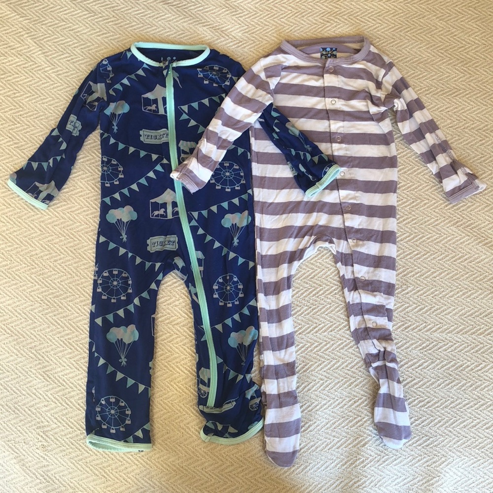 Set of two KicKee Pants Onesies
